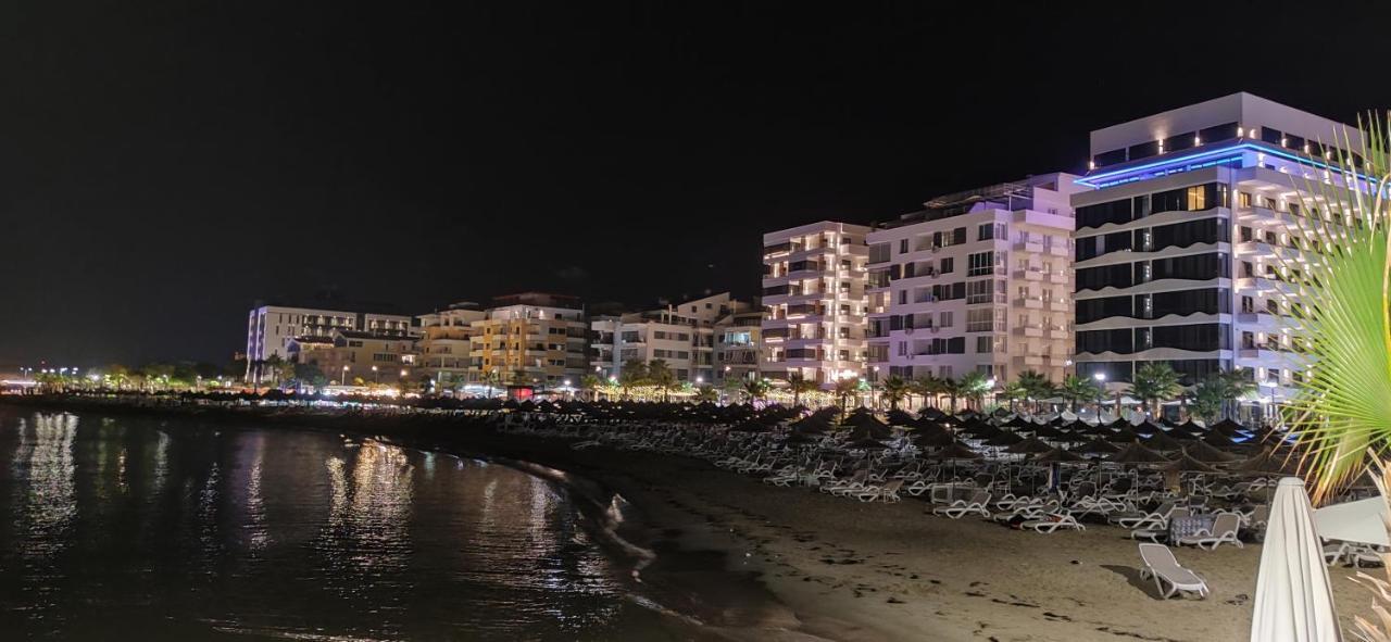 Luxury In Qerret Apartamento Golem (Tirana)